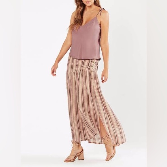 TIGERLILY Evelyn Dusk Pink Cami Top NWT - Picture 2 of 6